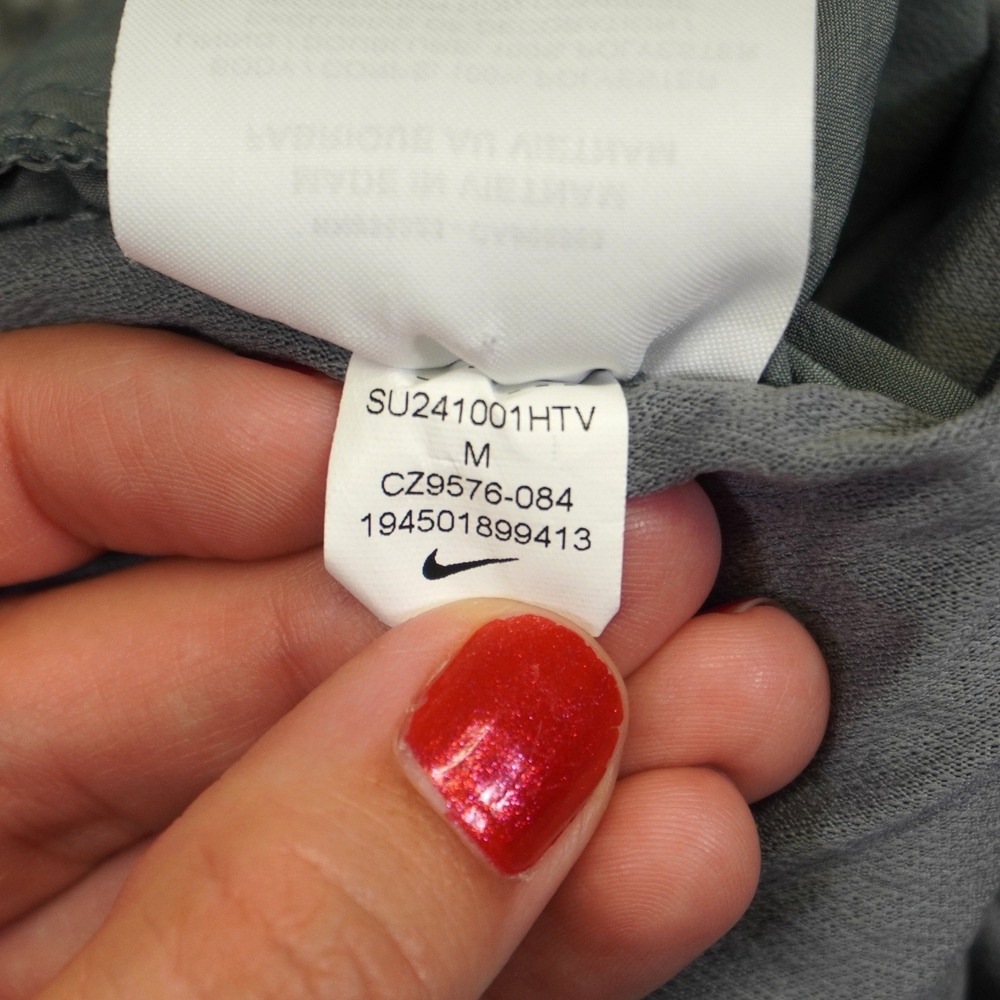 Nike Running Shorts Womens M Gray Dri-FIT Zipper Pocket CZ9576-084 - Picture 10 of 11